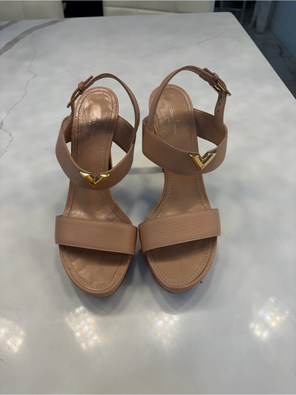 Louis Vuitton Nude Tan Leather Platform Sandal Heels with Gold V Logo - Picture 2 of 7